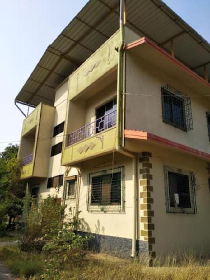 Gulmohar Cottages - Home Stay In อลีบาก ภายนอก รูปภาพ