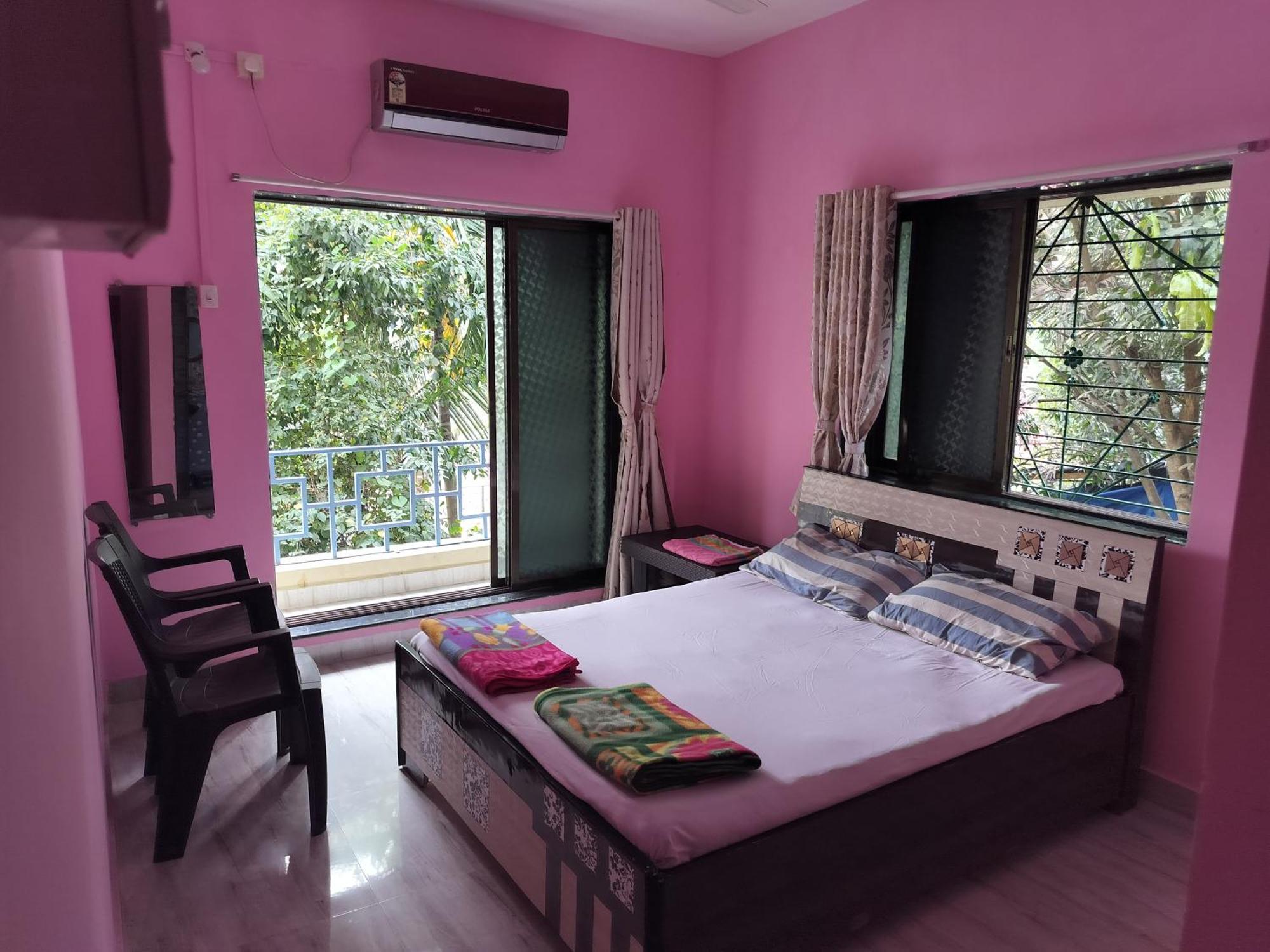 Gulmohar Cottages - Home Stay In อลีบาก ภายนอก รูปภาพ